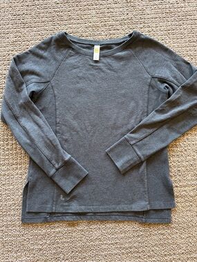Lole Gray Long Sleeve Crew Pullover